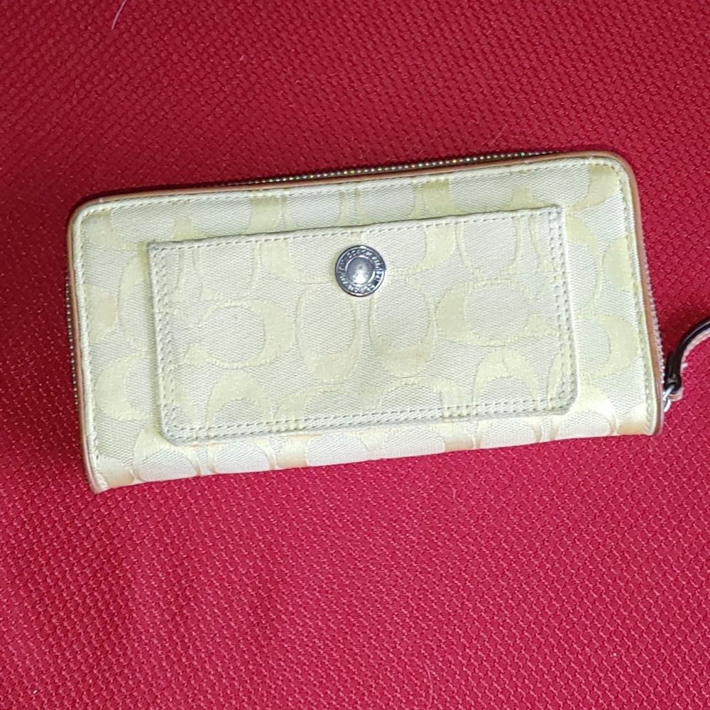 Coach wallet